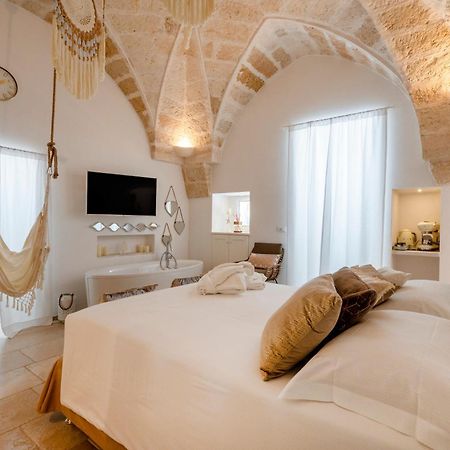 Apulia Charming Suites - Casa Rossa Suite Perla E Suite Corallo Savelletri Bagian luar foto