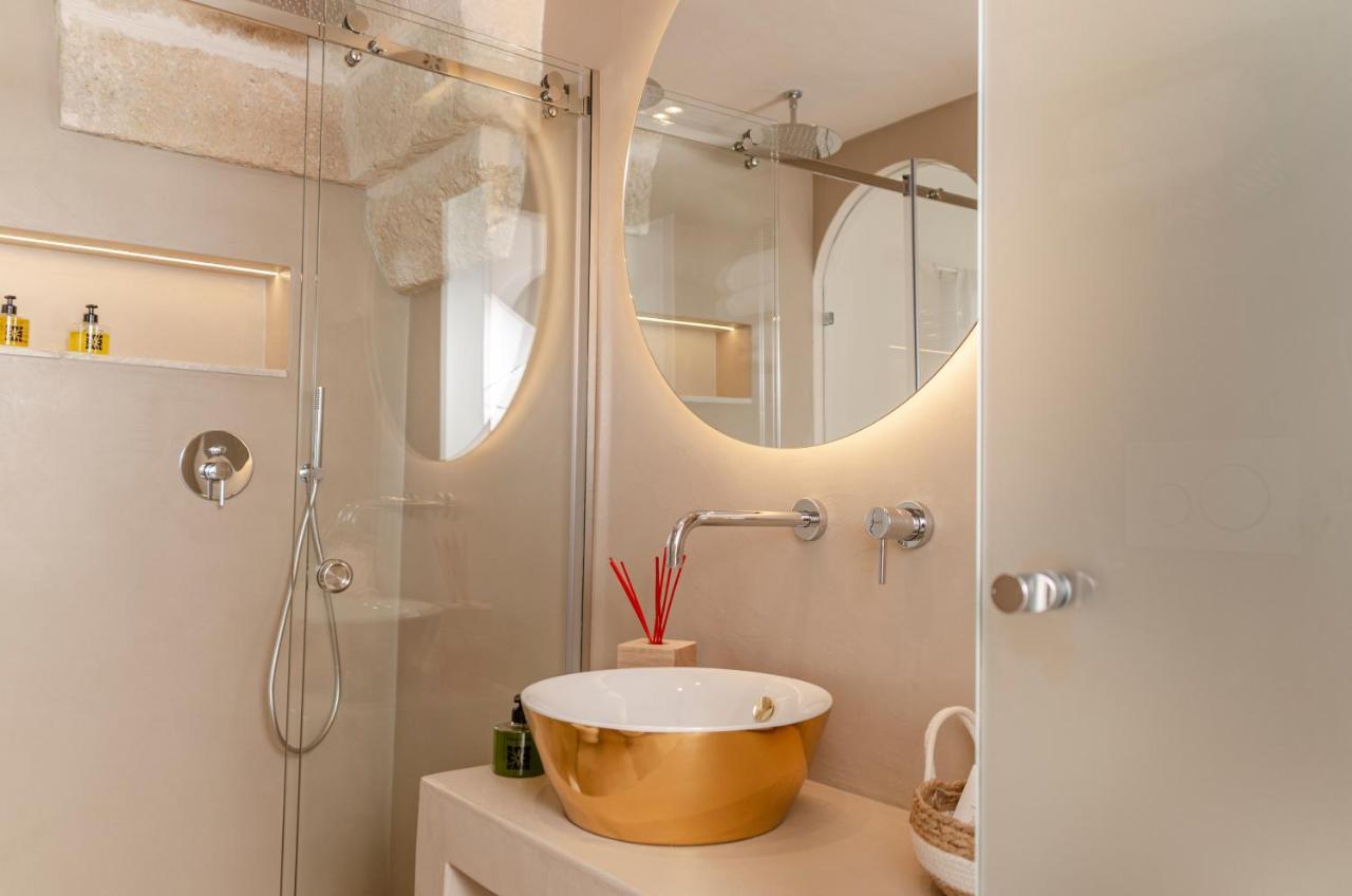 Apulia Charming Suites - Casa Rossa Suite Perla E Suite Corallo Savelletri Bagian luar foto
